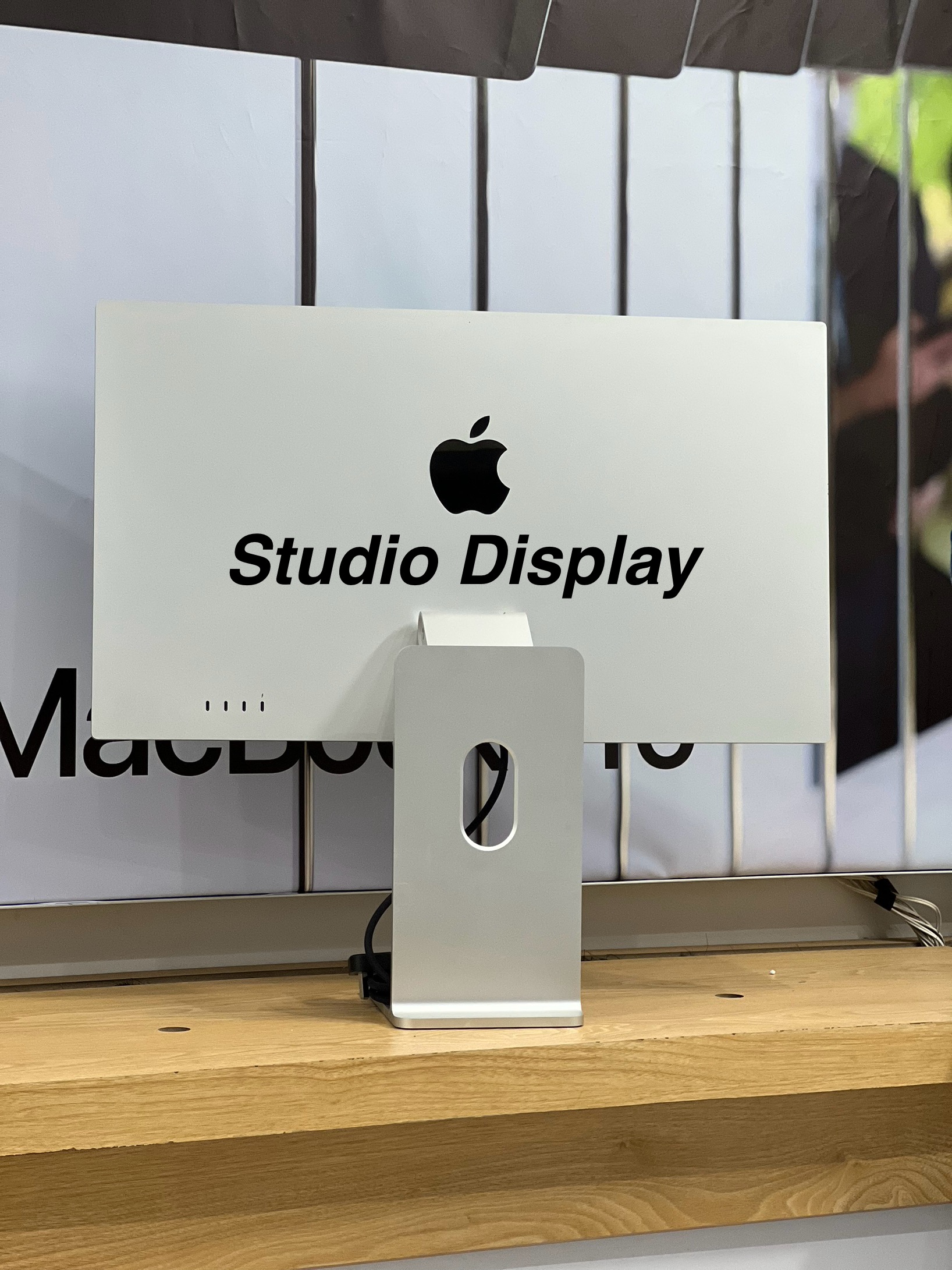 مانیتور اپل  ۲۷ اینچ مدل  Studio Display 5K